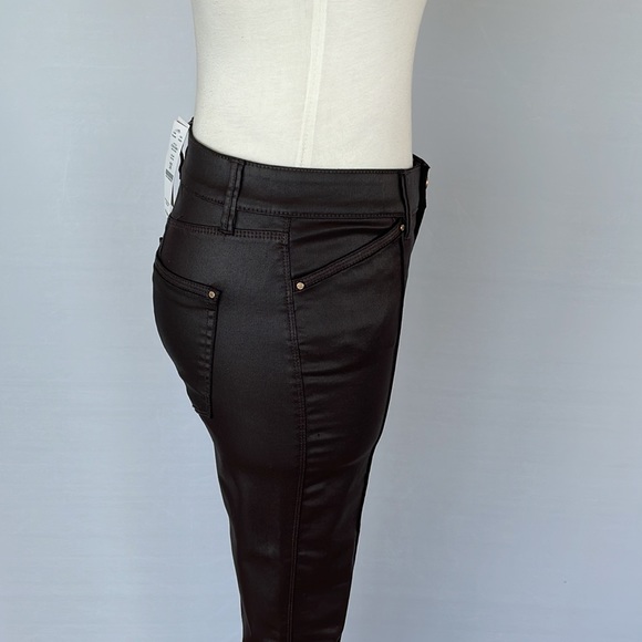 NWT WHBM MidRise Skinny Ankle Coated Cabernet 2R - Picture 12 of 16